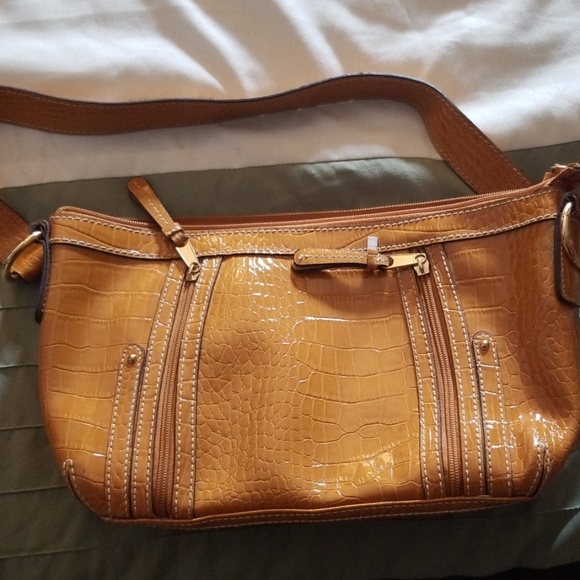 Purse - Picture 1 of 4